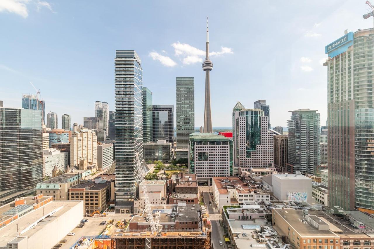 Luxury 2 Bedroom In The Heart Of Entertainment District - City Skyline View & Balcony Toronto Esterno foto